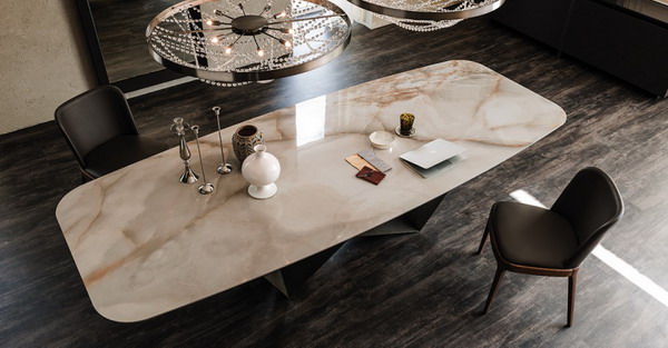 Ceramic dining tables: The robust family tables